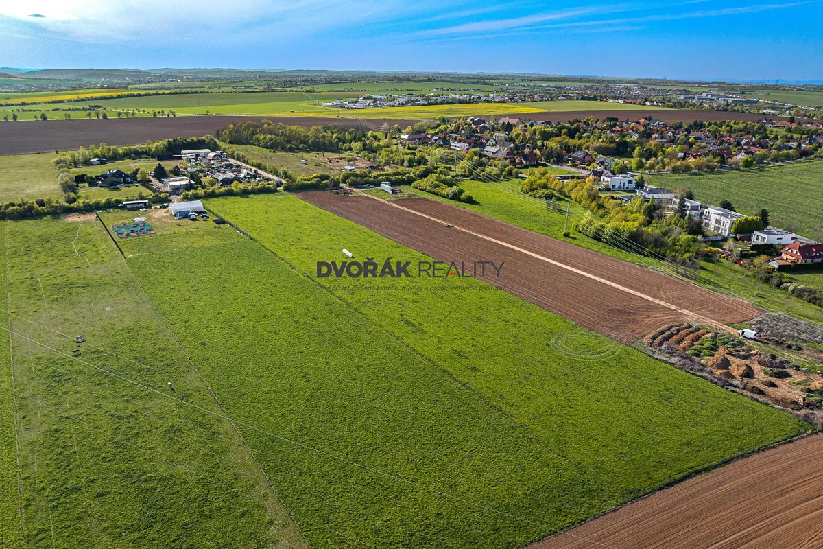 Prodej komerčního pozemku 15585 m²